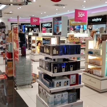 AELIA duty free